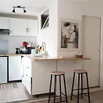 Studio A 2 Minutes Du Cours Mirabeau -
